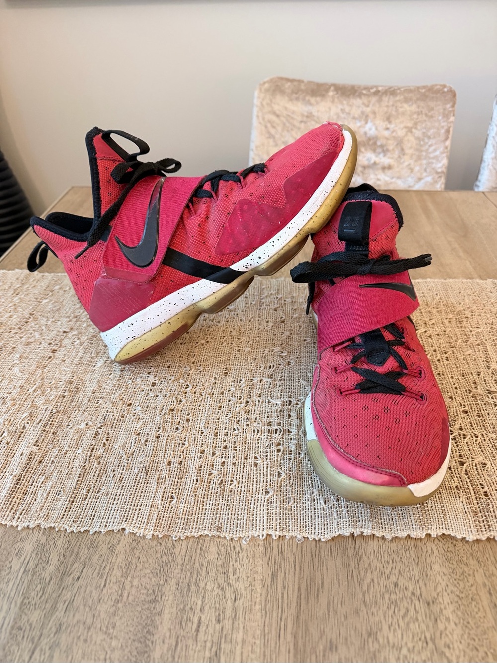 Nike LeBron Basketball Shoes Red Brick Road Mens 10.5 University Red